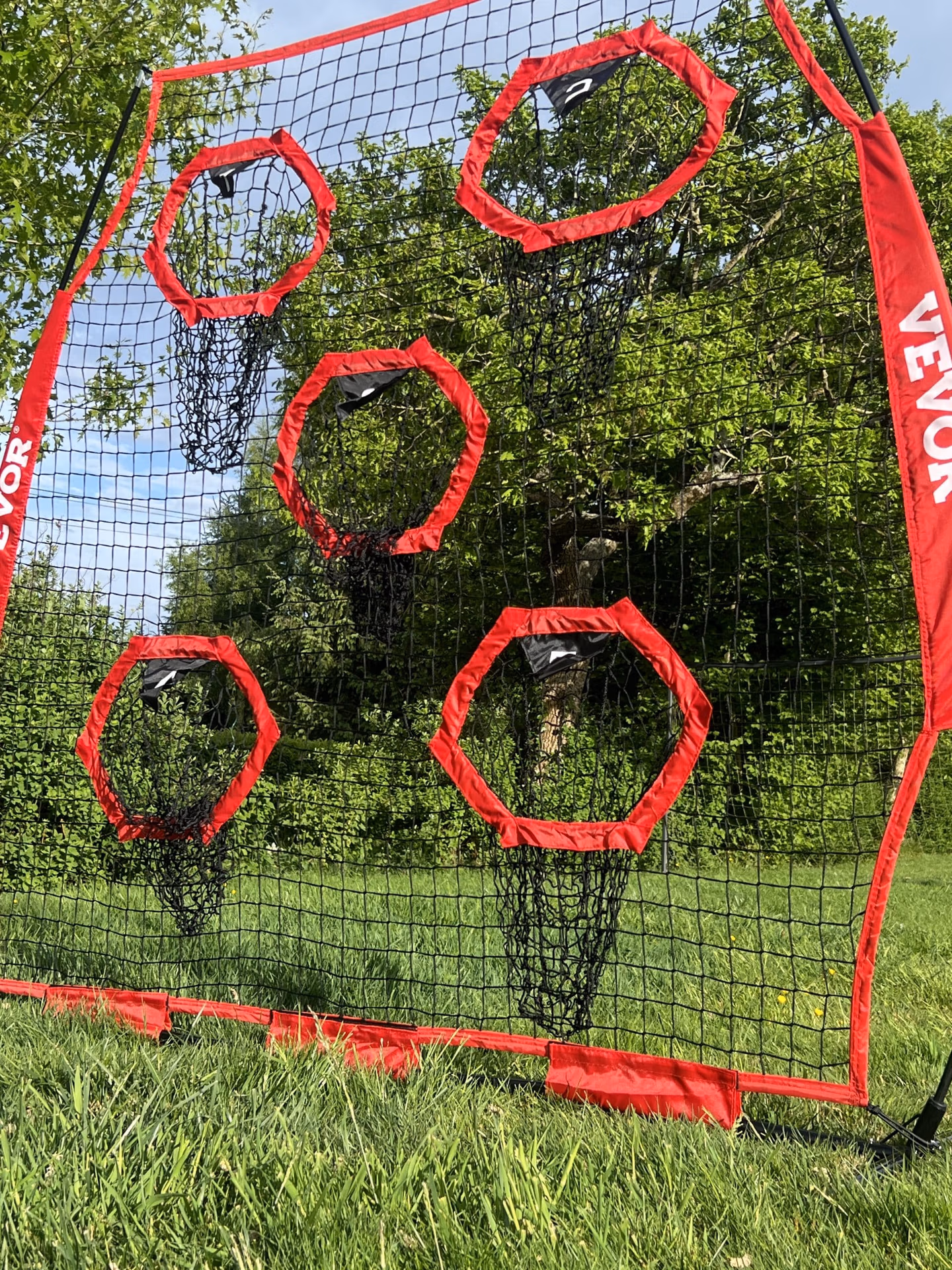 Vue plongeante sur le filet de foot cible