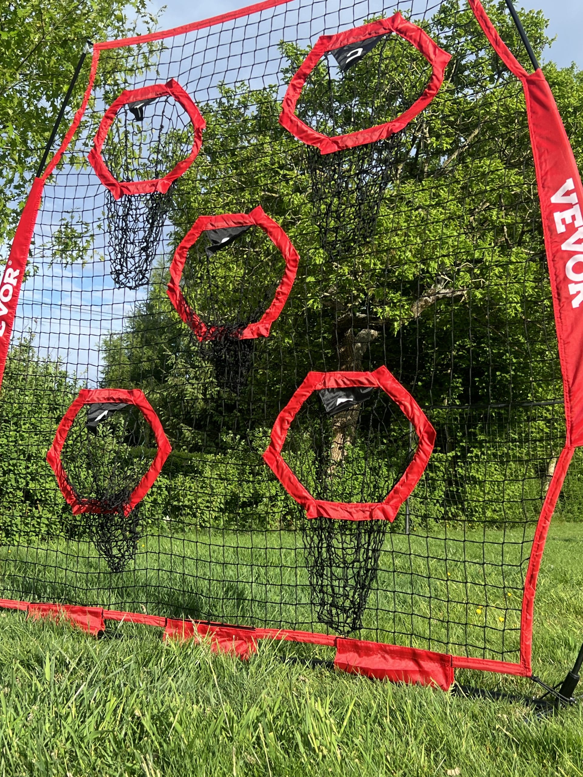 Vue plongeante sur le filet de foot cible